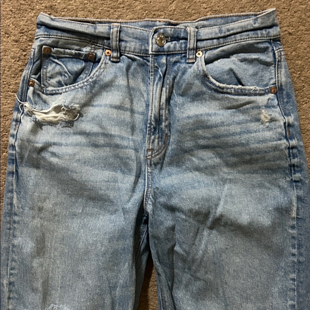 American Eagle Outfitters Ripped Light Blue Jeans